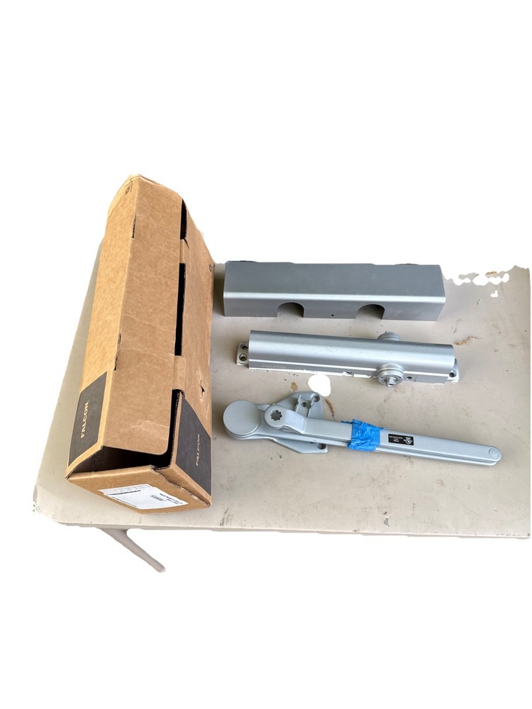 FALCON SC81A STD FULL RWPA ALUMINUM DOOR CLOSER Commercial Comes As Shown