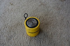 Enerpac RCS302 Ton Single-Acting Low-Height Hydraulic Cylinder NEW