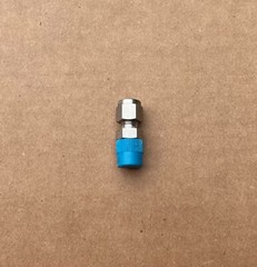 Swagelok Stainless Steel Connector Fitting 1/4″ Tube x 1/4″ M NPT SS-400-1-4 New