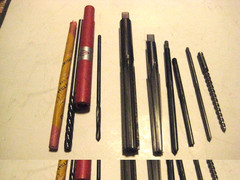 LOT OF 8 ASSORTED MACHINIST’S REAMERS PRATT & WHITNEY & UNKNOWN NEW & USED