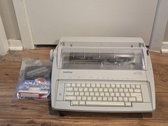 Brother GX-6750 Daisy Wheel Correctronic Electronic Typewriter READ DESCRIPTION
