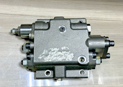 CAT 368-8882 Head GP Pump Fits IT38H 938H Wheel Loader