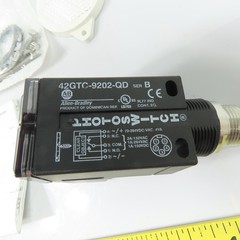 Allen-Bradley 42GTC-9202-QD Photoswitch Photoelectric Sensor 70-264VDC/AC NEW