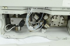 Agilent 1100 HPLC G1311A Quat Pump with G1379A Degasser & tray