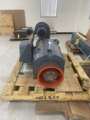 GE KINAMATIC Direct Current Motor 200 HP 500 Volts RPM 1750/2000 Type CDL409AT