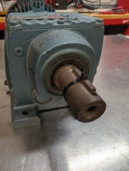 Sew-Eurodrive (DFT100L4ES1S) Gearbox 9.35 Ratio (R57DT100L4ES1S) 5HP, 1680RPM
