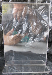 5×7 Clear Acrylic Vertical Picture Holder