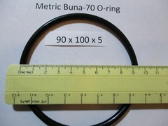 90mm ID x 100mm OD x 5mm thick O-ring. Buna-70. Quan 1.