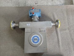 Emerson Micro Motion F100S128SCAAMZZZZ Coriolis Flow Meter New 1PCS