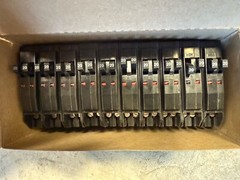 10 PCS Square D QO2020 Breakers