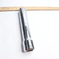 Krausz Extention 6-Point with 1/2″ Drive 9-1/2″ Long 1-1/4″ x 32mm