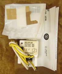 CUTLER HAMMER SNT1RP18K F Frame Shunt Trip 415-600 VAC 220-250 VDC 1490D71G14