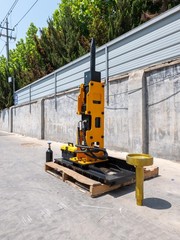 Hydraulic Breaker + Pile Driver Head for Bobcat Skid Steer – Dual Function Tool