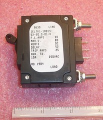 QTY (2) IELTK1-1REC4-52-20.0-01-V AIRPAX 20A CIRCUIT BREAKERS NOS