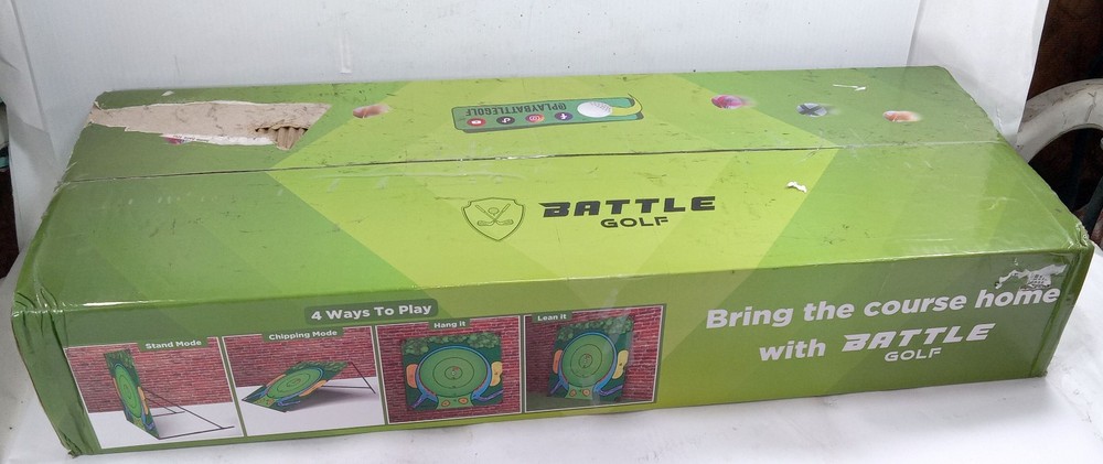 1 NEW BATTLE GOLF BG-04 PORTABLE INDOOR OUTDOOR GOLF GAME NIB ***MAKE OFFER***