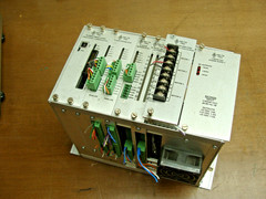 DELTA TAU UMAC UNIT 115/230VAC POWER SUPPLY TURBO PMAC2 CPU 4-AXIS INTERFACE