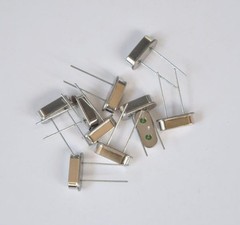 10pcs 13.5M 13.5MHz 13.500MHz Crystal Oscillator HC-49S
