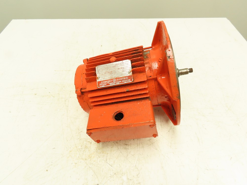 GE Tri-Clad Squirrel Cage Crane Duty AC Motor 1.5Hp 1680 RPM 240/480V 3PH 145TDZ