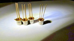 2N2222A National Semiconductor TO-18 Transistor HI-QUALITY Gold Leads 5 Pieces