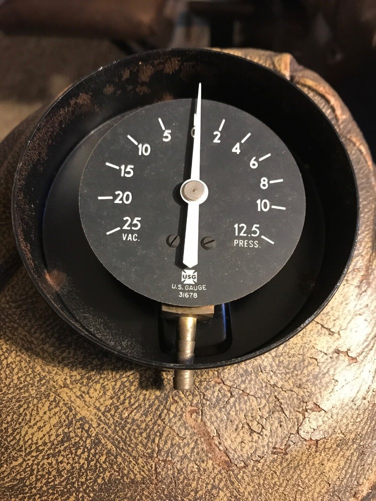vintage vacuum Pressure gauge Steam Punk US Gauge 31678 New Old Stock