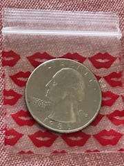 1000 SMALL BAGGIES 2020 2″ X 2″ MINI Resealable POLY DESIGNER BAGS RED LIPS