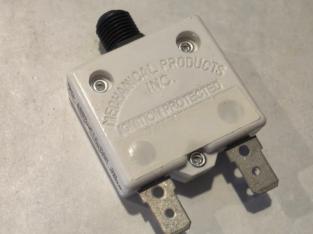 (2 pcs) Mech. Products Inc. 1680-217-050 Breaker, 5A, Bass 106-1094-005 (NOS)