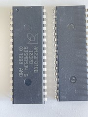 One box (165pcs) AM29f010b-120pd 1Mbit 128Kx8 Flash Memory IC Dip32 pins. New