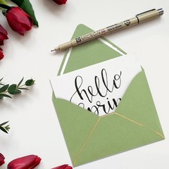 Thick Luxury Sage Green Envelopes with Gold Border – 5.25 x 7.25 Inches, 25 Pack